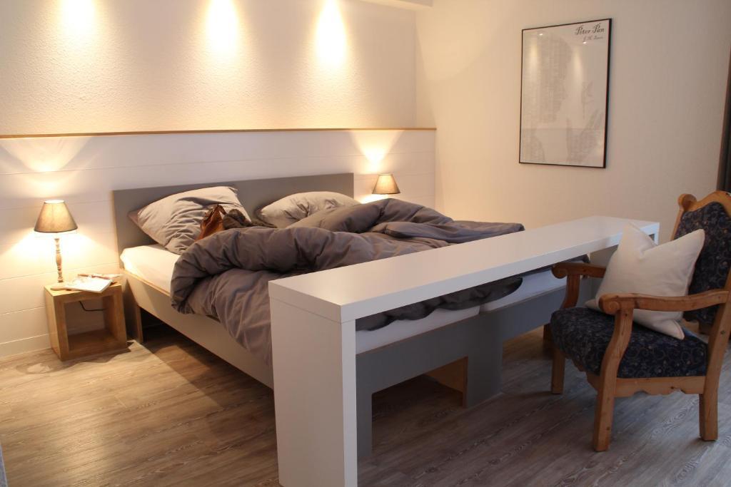 Fruehstueckshotel Fuerstenwerth Вильгельмсхафен Экстерьер фото